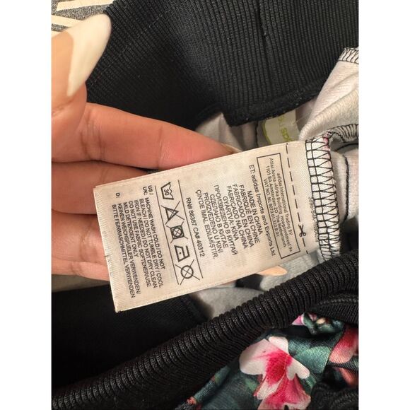 Adidas Neo Women’s Floral Print Jogger Pants Size Large - Picture 5 of 10